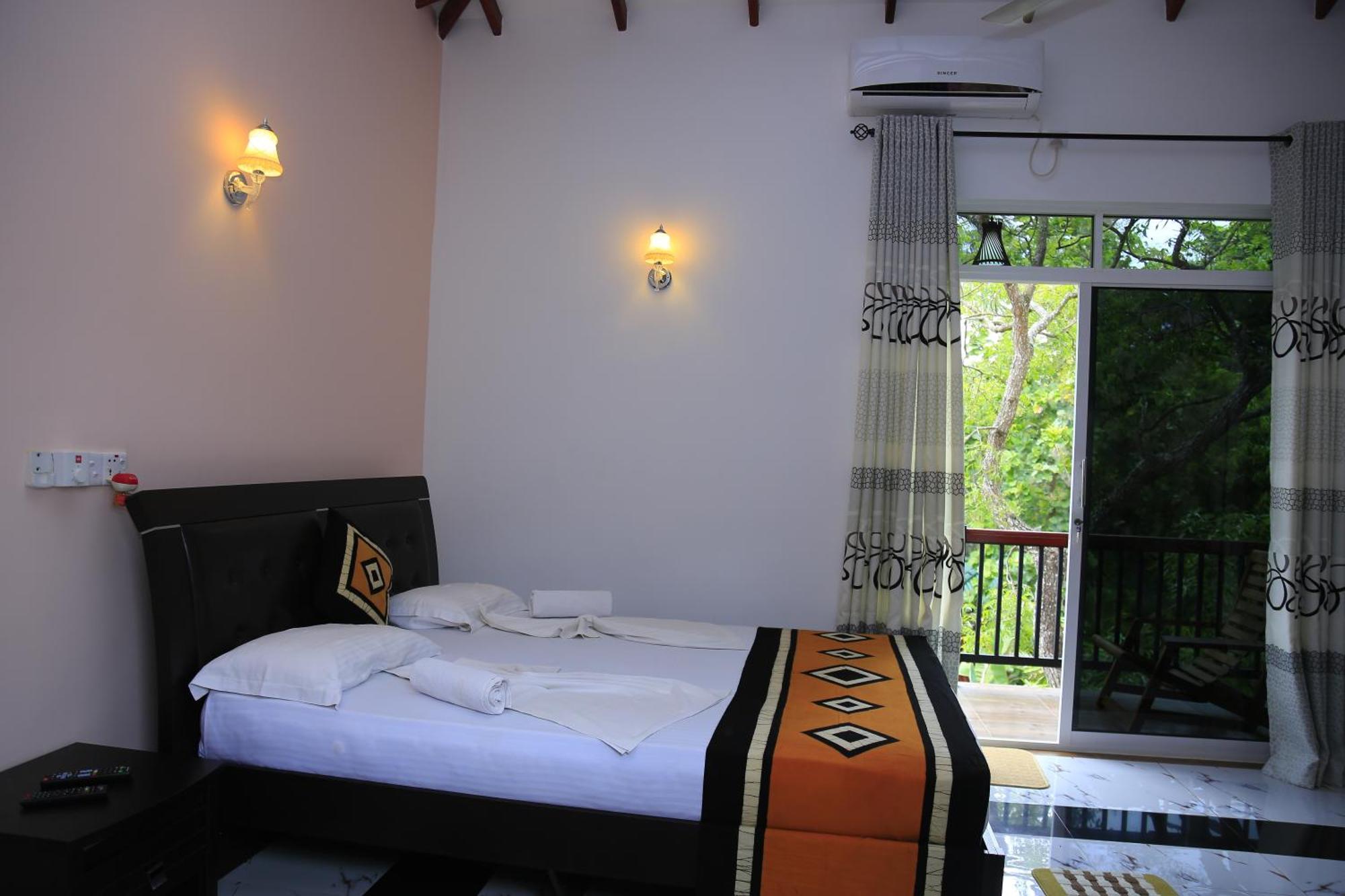 Hotel River Front Tissamaharama Exterior foto