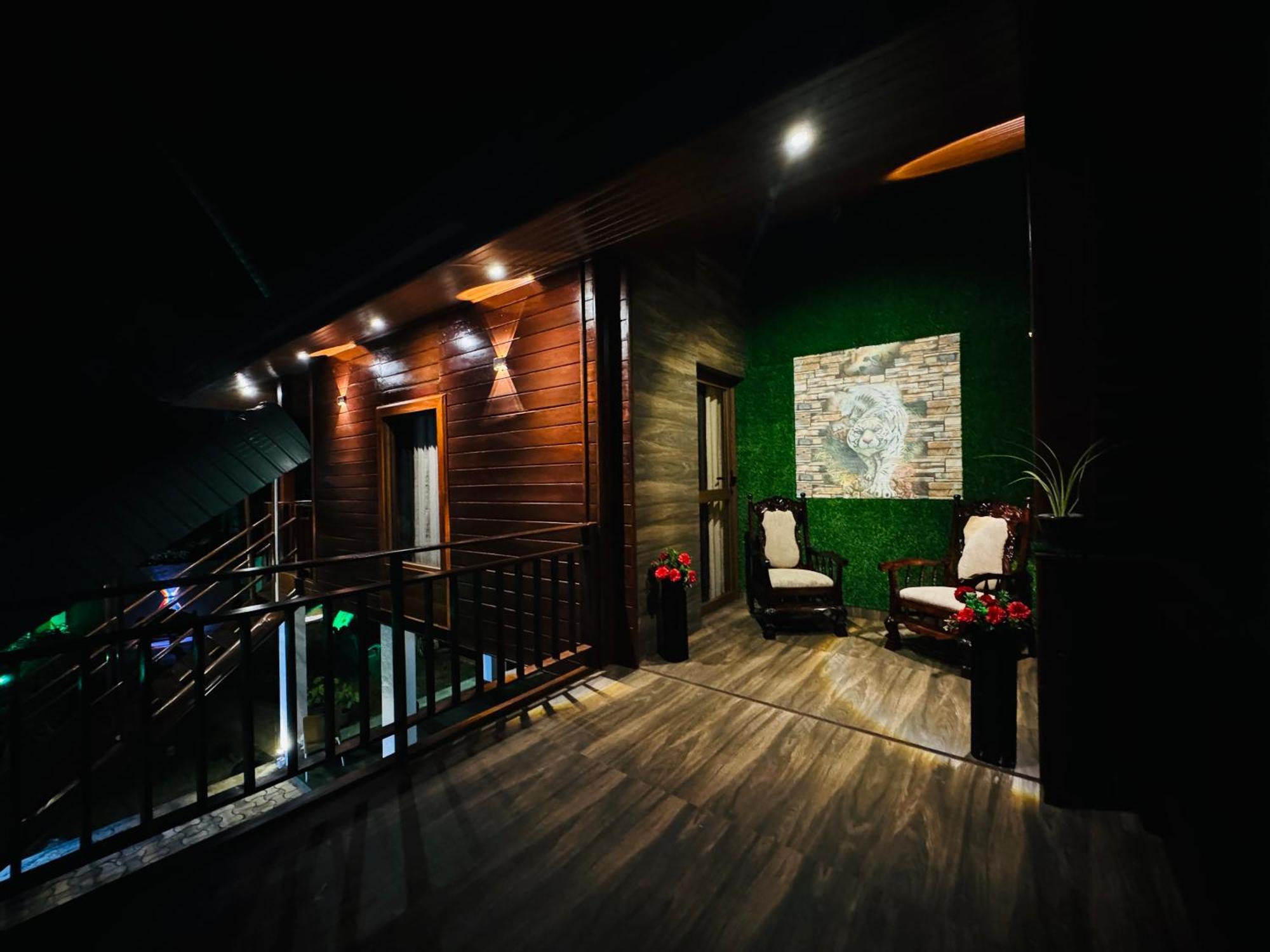 Hotel River Front Tissamaharama Exterior foto