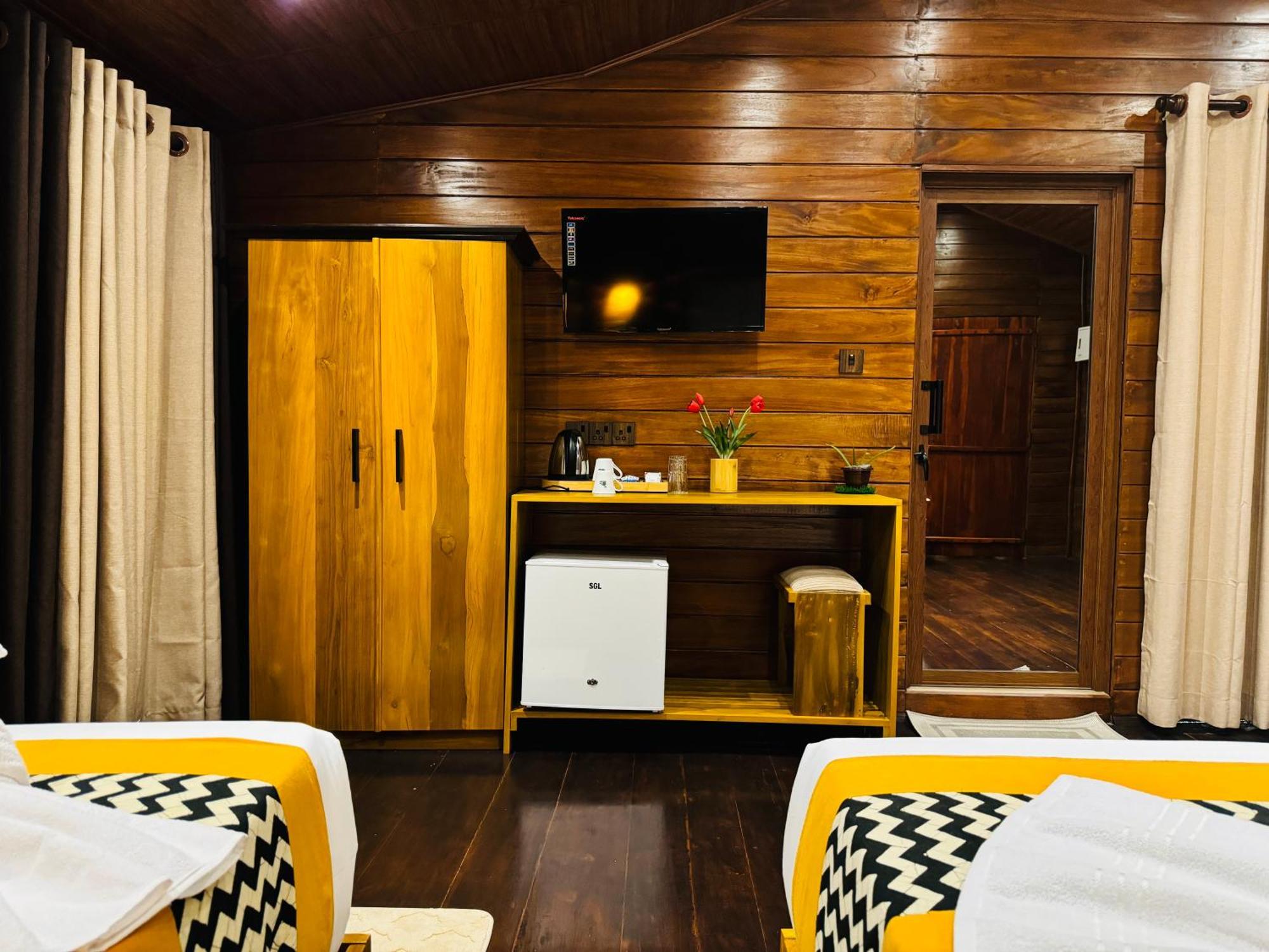 Hotel River Front Tissamaharama Exterior foto